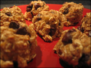 image:Baked banana chocolate chip cookies